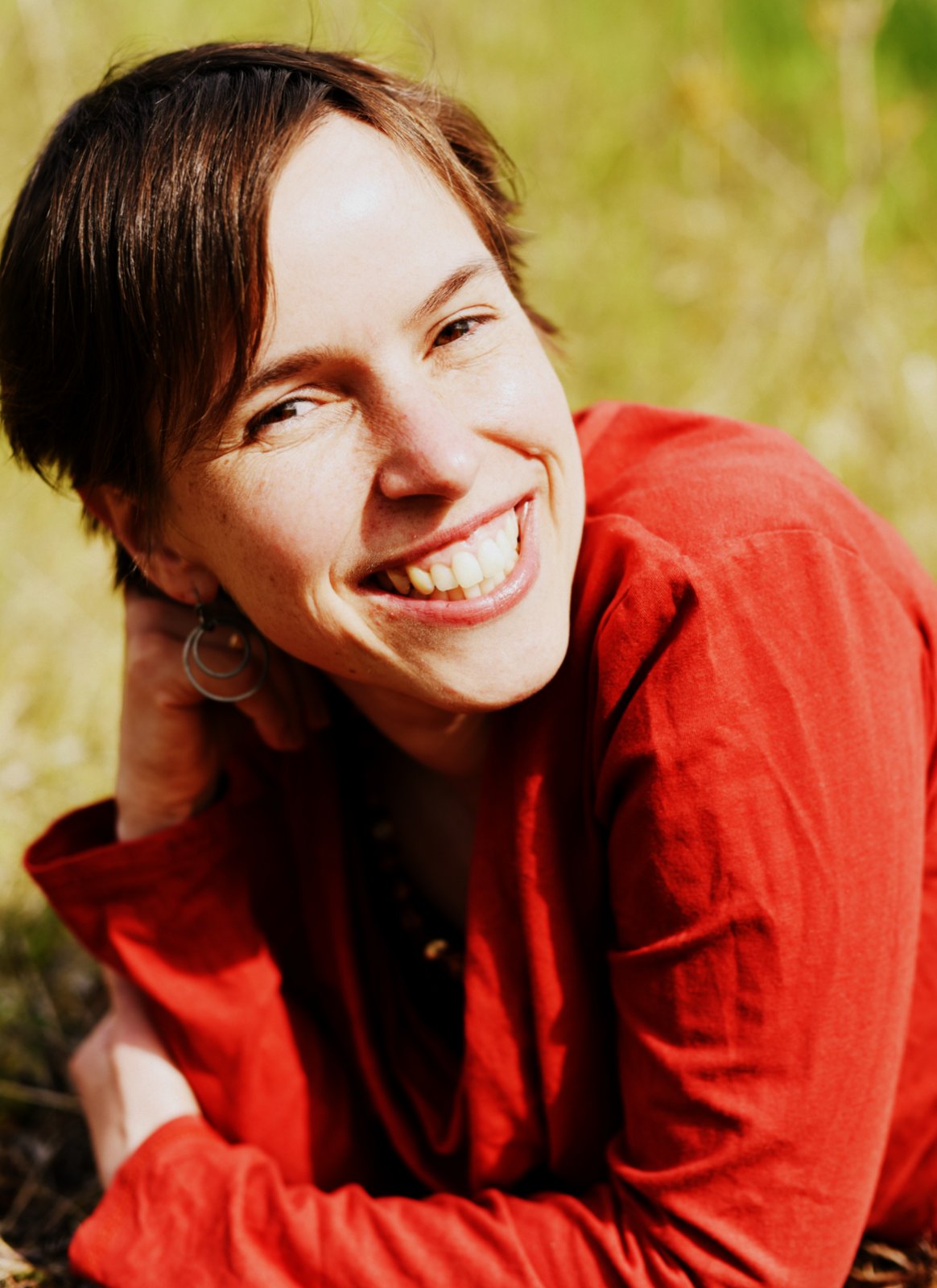 Sandra Schindler lacht